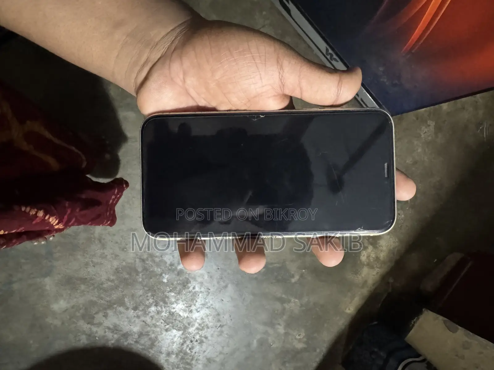 অ্যাপল আইফোন ১১ ৬৪ জিবি হোয়াইট