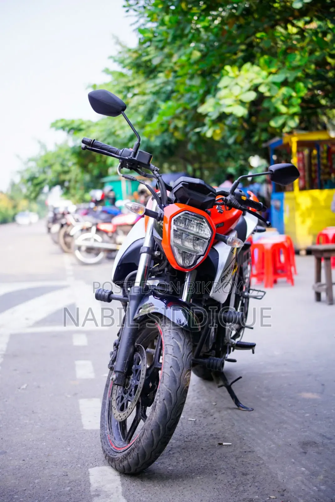 সুজুকি গিক্সার ২০২৪ সিলভার