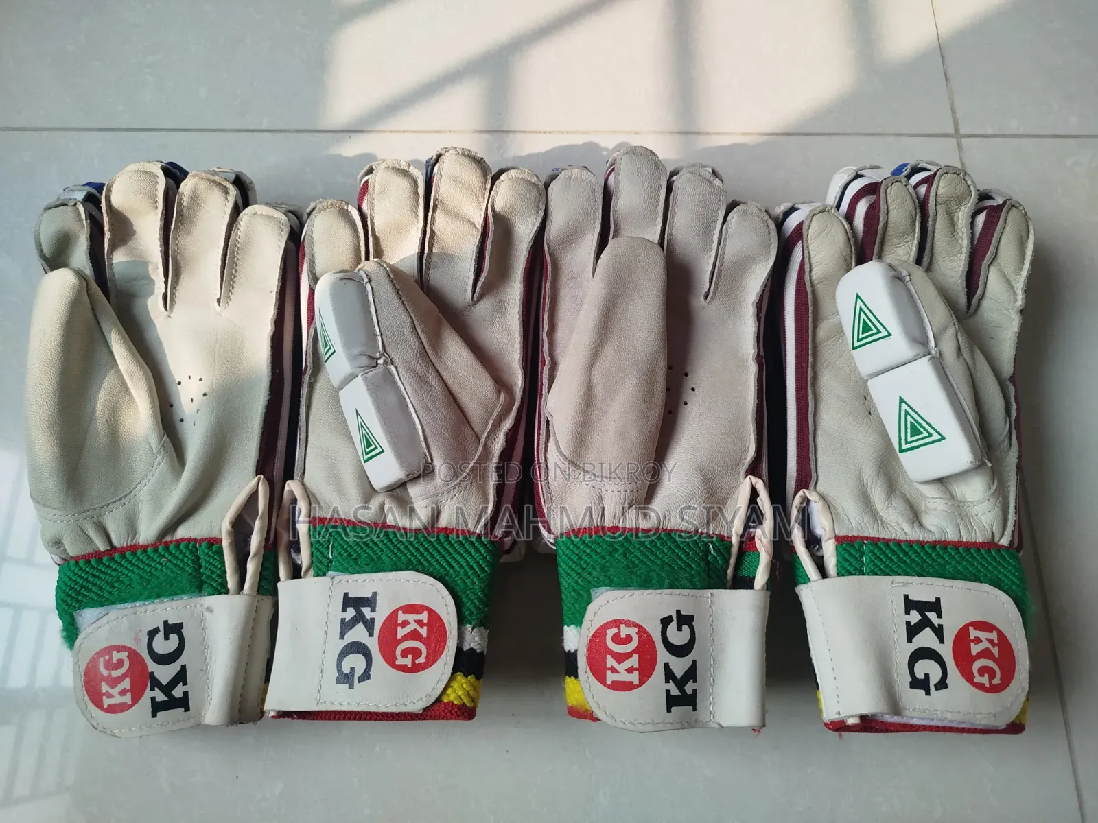 KG Cricket Gloves Sell