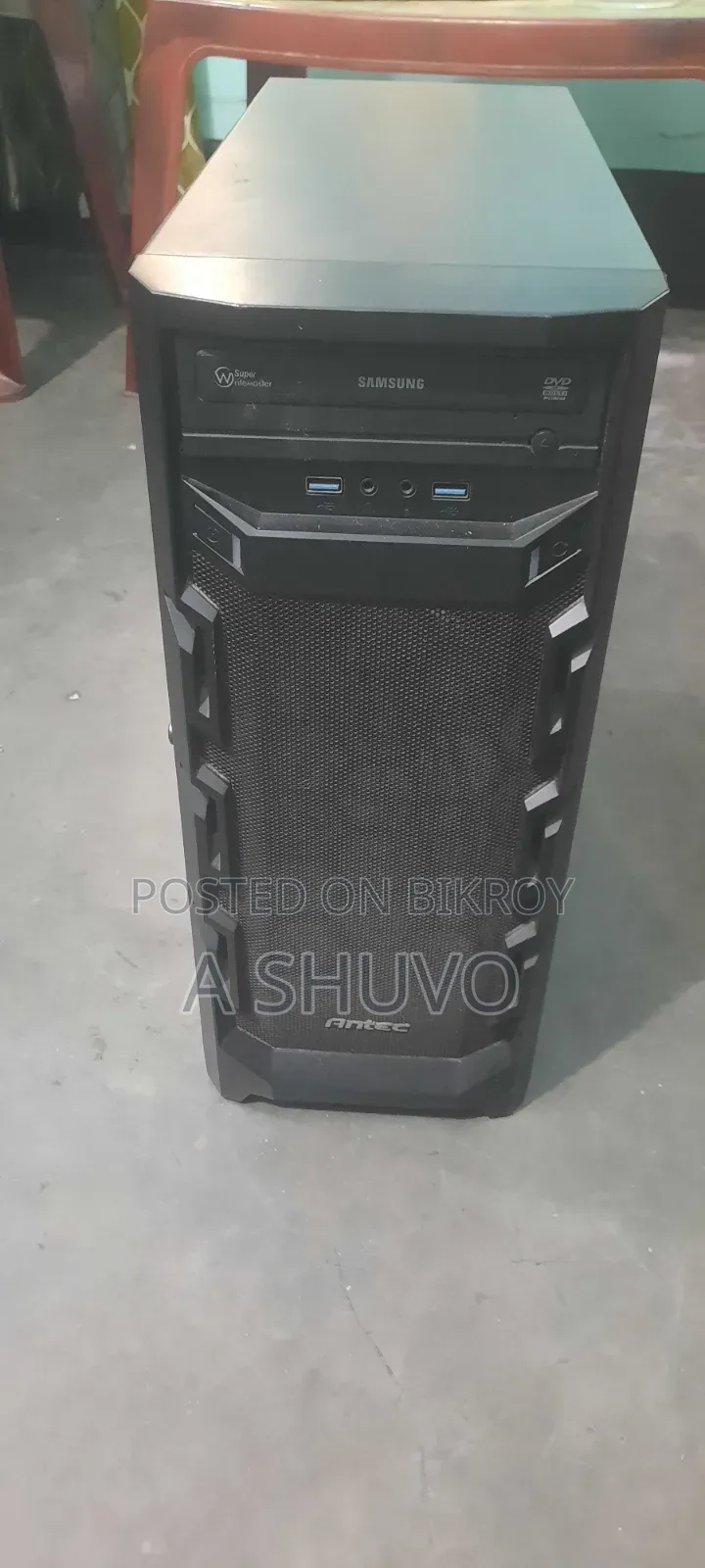 New Desktop Computer Gigabyte 8GB Intel Core i3 SSD 128GB