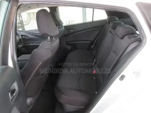 Toyota Prius 2021 White