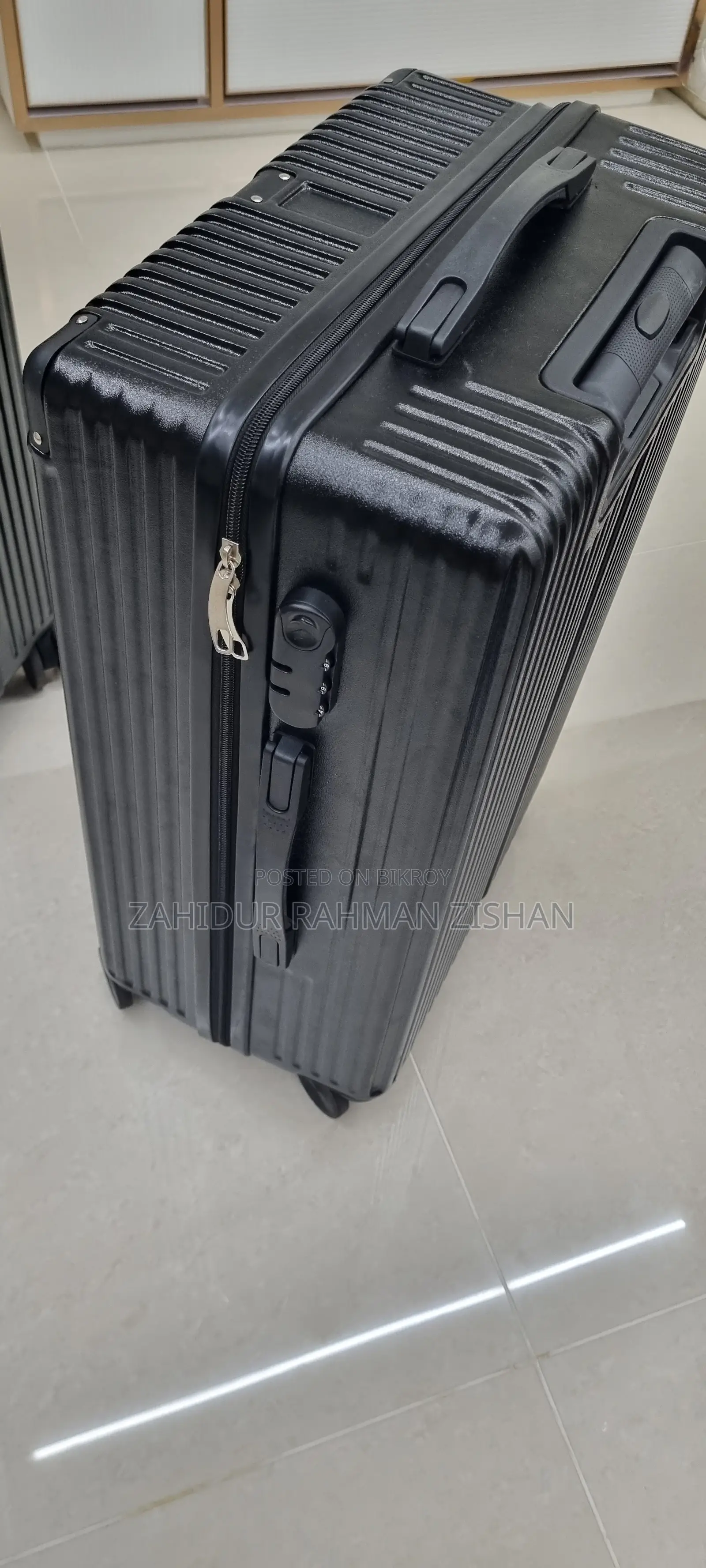 ট্রলি লাগেজ
