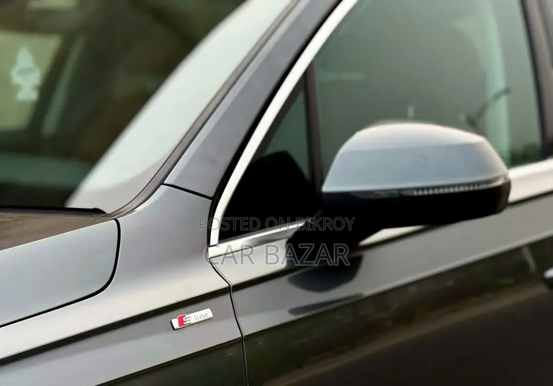 Audi Q7 Premium Plus 2022 Gray