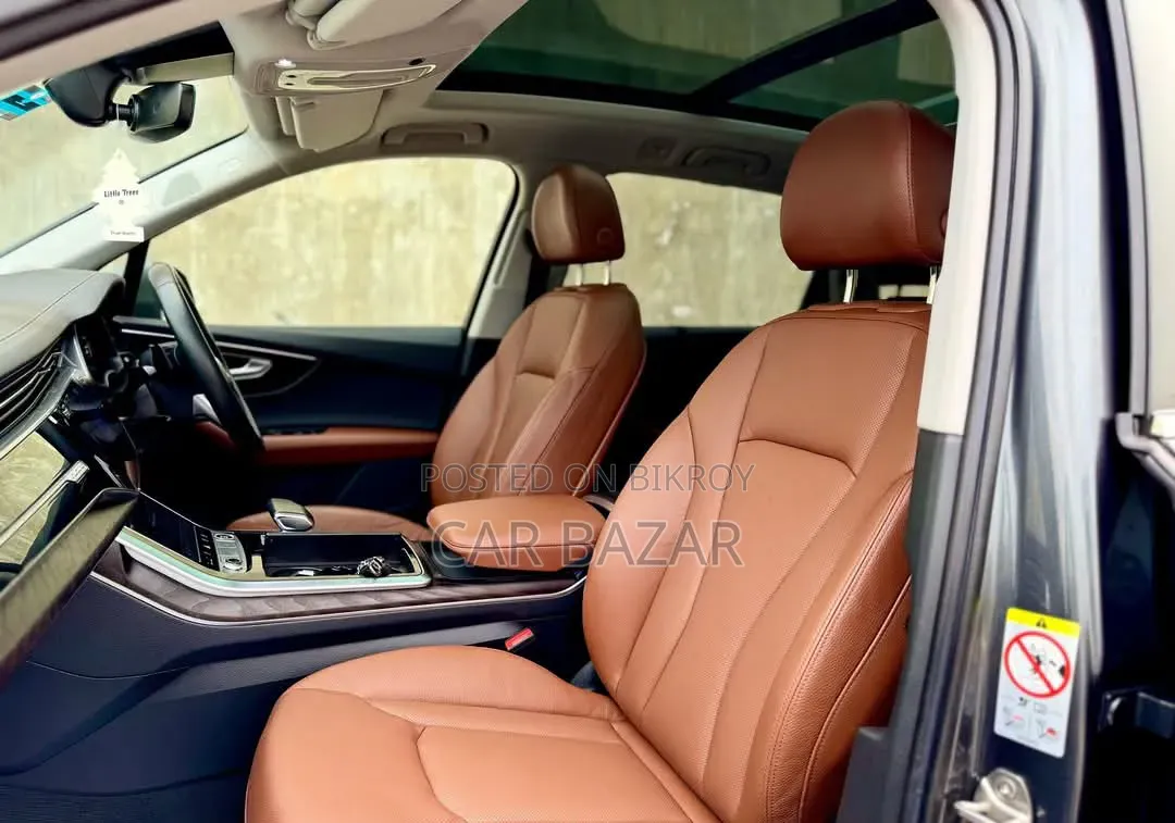 Audi Q7 Premium Plus 2022 Gray