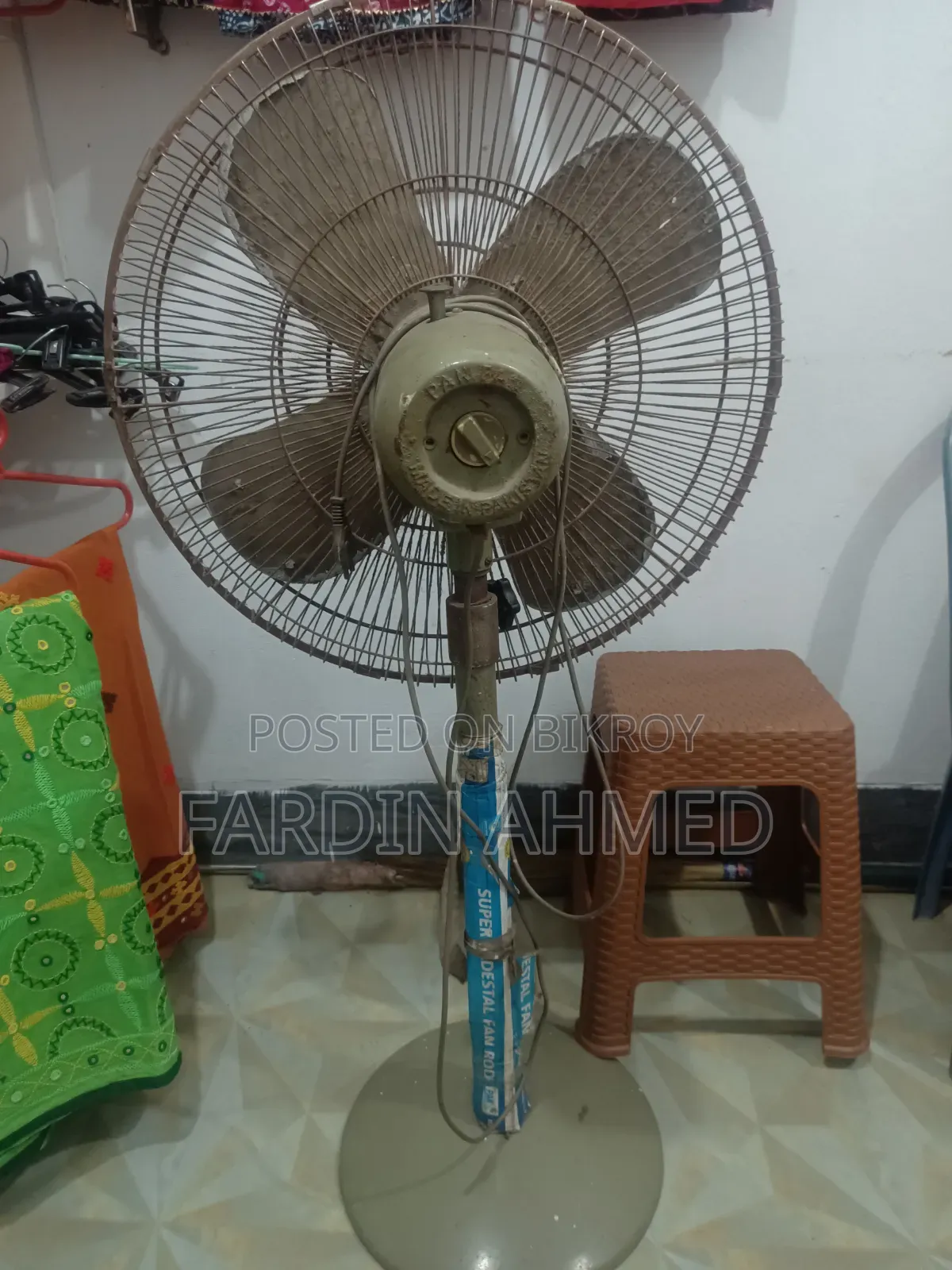 24" Pakistani Pedestal / Stand Fan