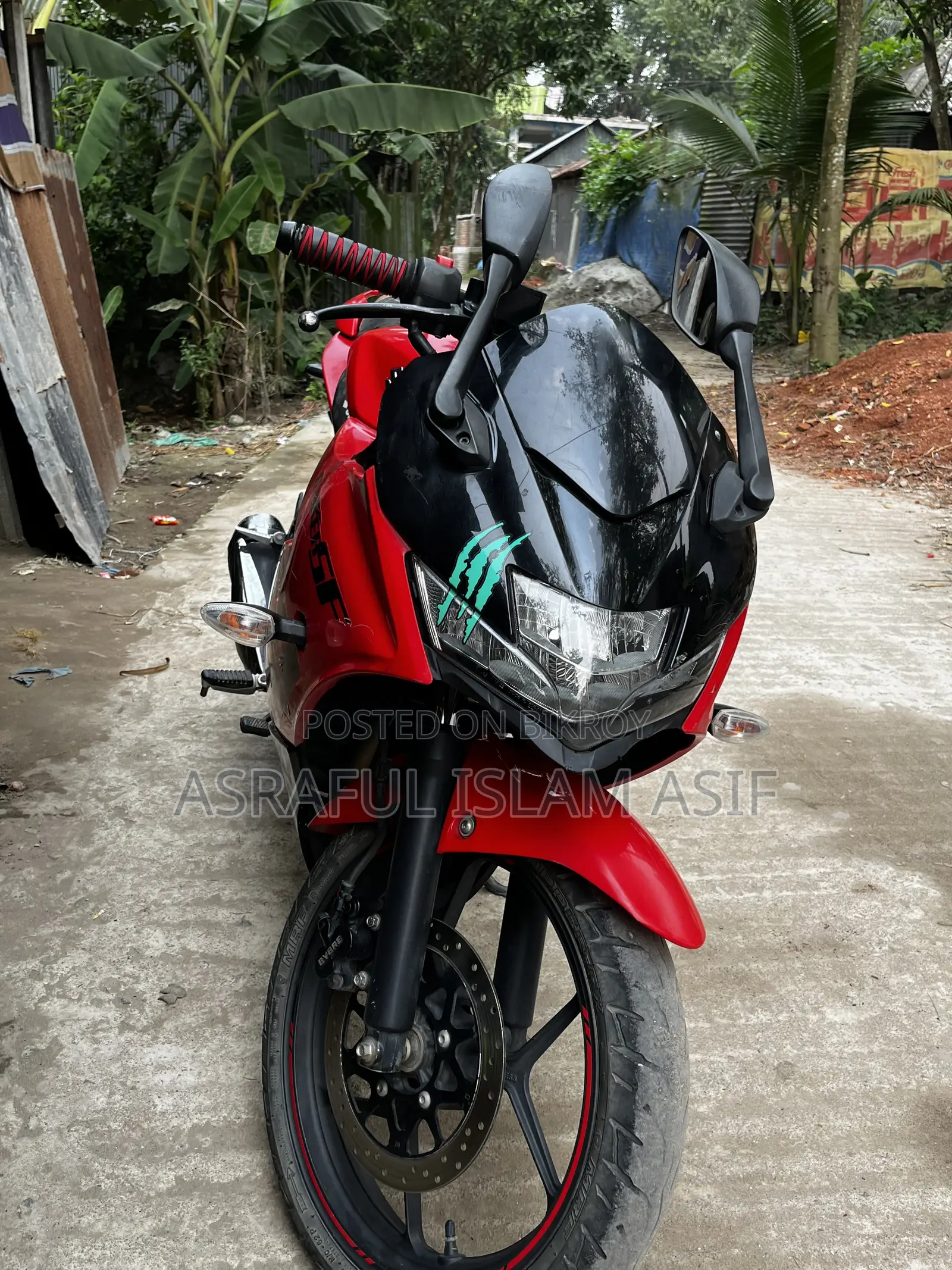 Suzuki Gixxer SF ২০২৩ লাল