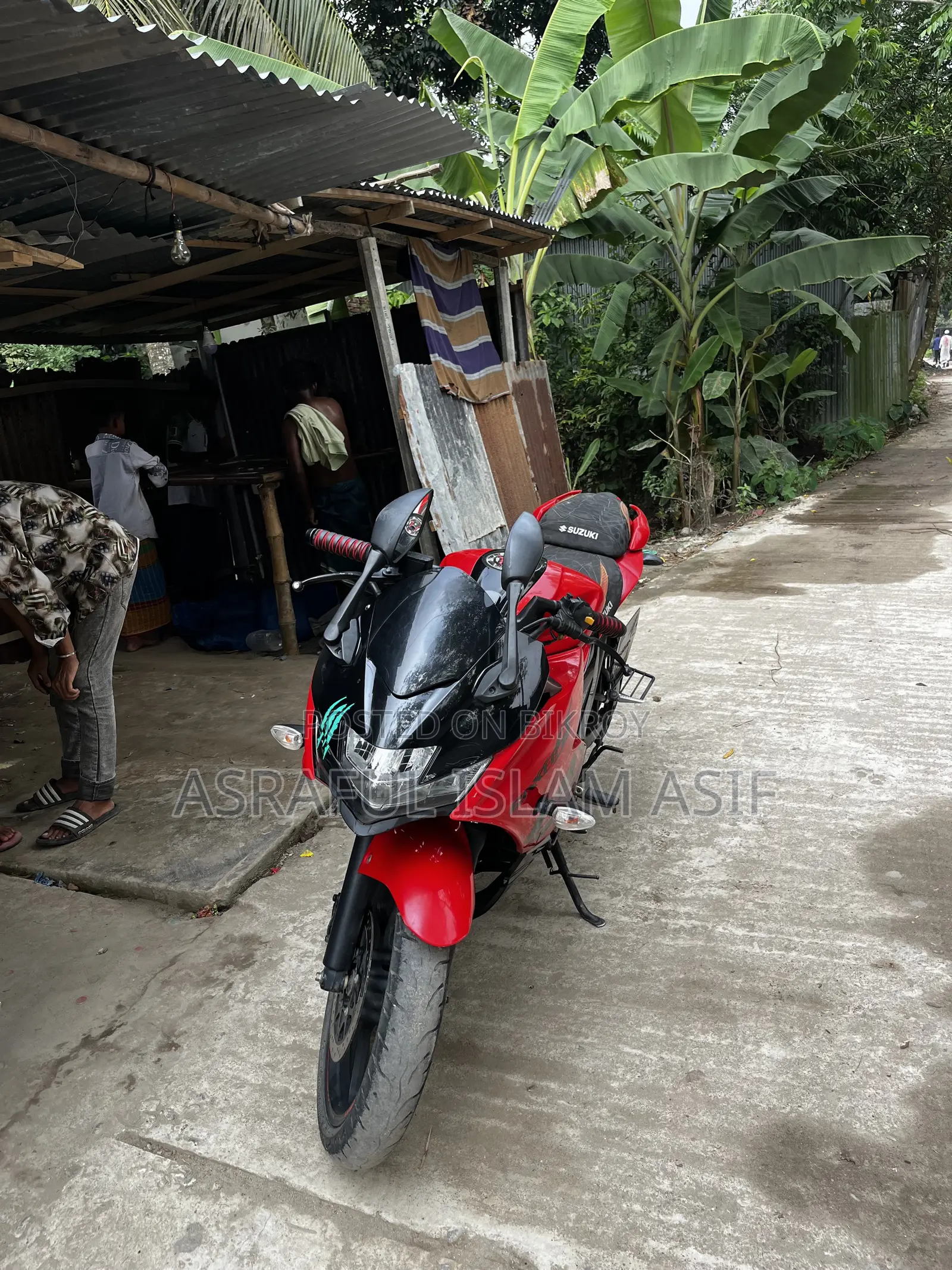 Suzuki Gixxer SF ২০২৩ লাল