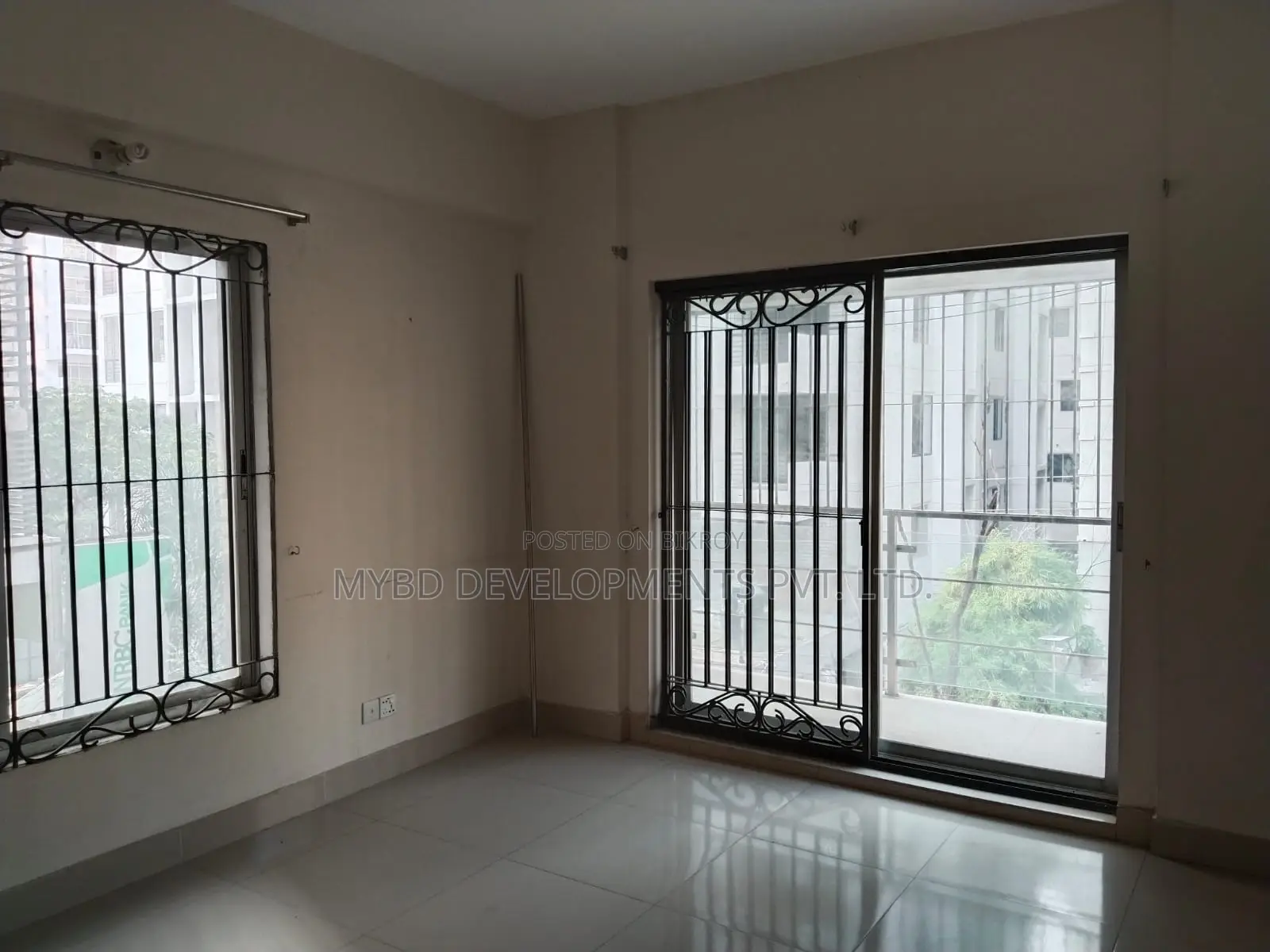 বসুন্ধরায় ৩ বেডরুমের অ্যাপার্টমেন্ট বিক্রয়ের জন্য