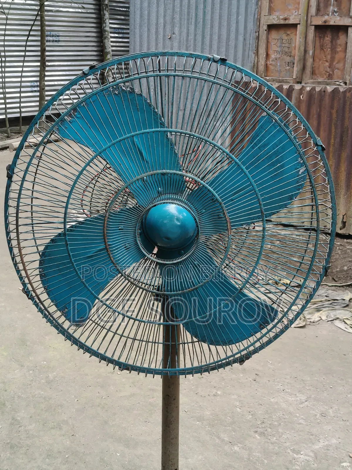 Good 24-inch stand fan