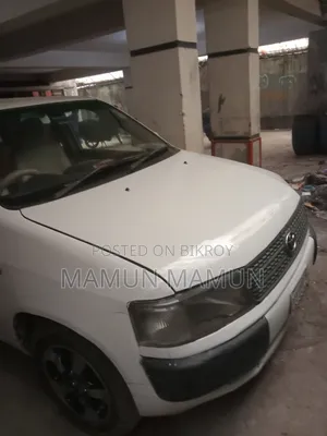 টয়োটা প্রোবক্স ২০০২ হোয়াইট