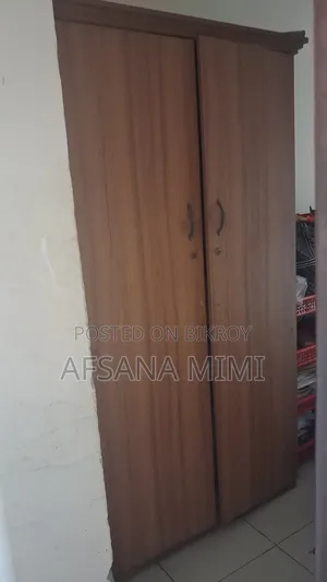 আলমিরা বিক্রির জন্য
