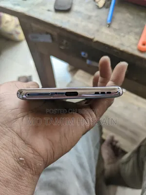 অপ্পো রেনো ৫ ২৫৬ জিবি