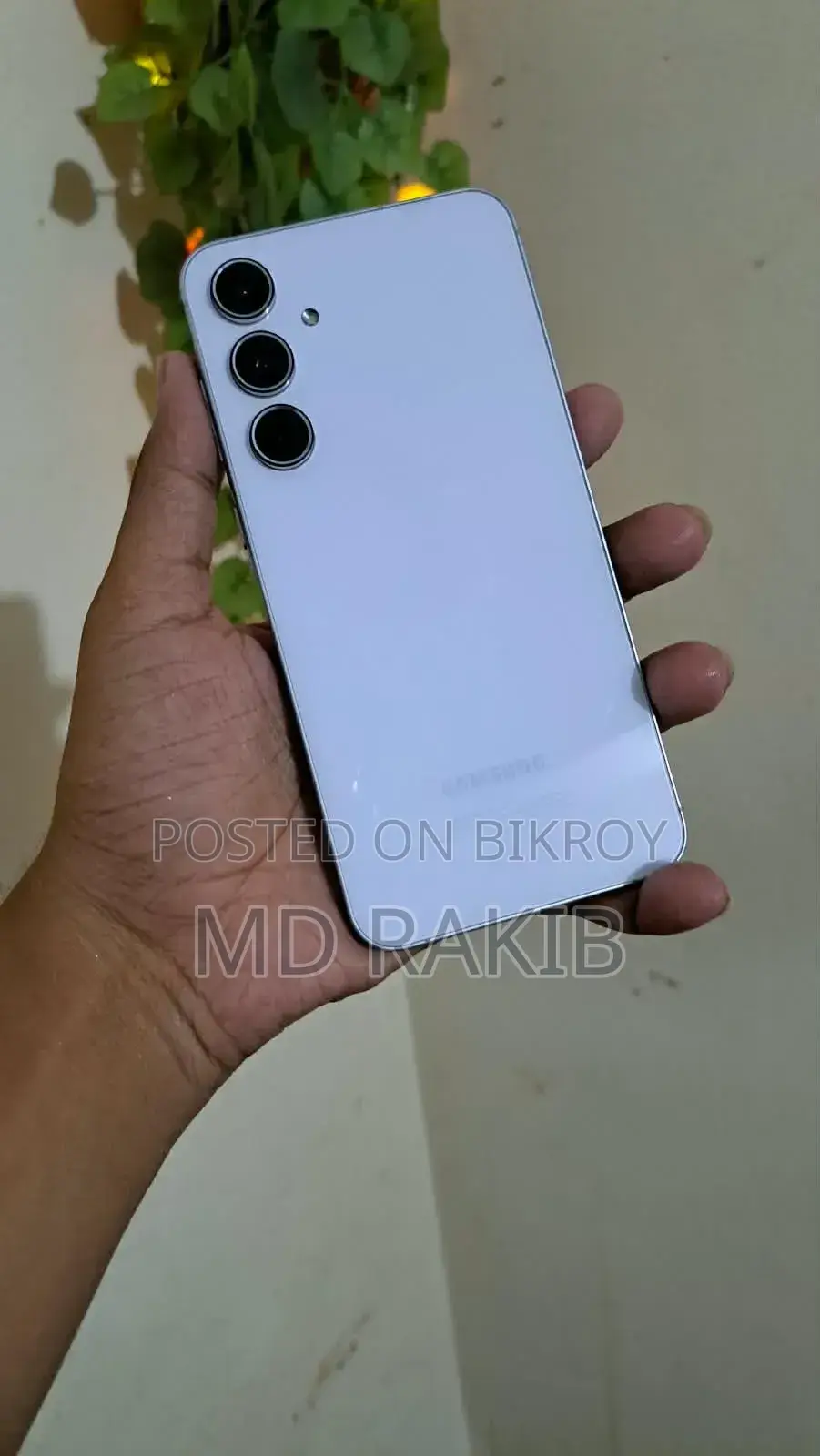 স্যামসাং গ্যালাক্সি এ৫৫ ২৫৬ জিবি হোয়াইট