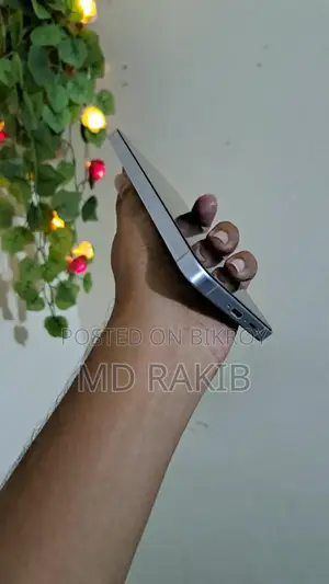 স্যামসাং গ্যালাক্সি এ৫৫ ২৫৬ জিবি হোয়াইট