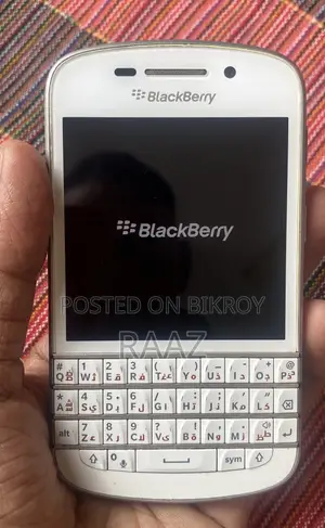 BlackBerry Q10 16 GB White