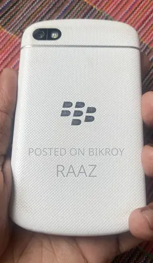 ব্ল্যাকবেরি কিউ১০ ১৬ জিবি হোয়াইট