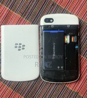 BlackBerry Q10 16 GB White