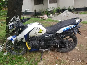TVS Apache RTR 160 2V 2015 White