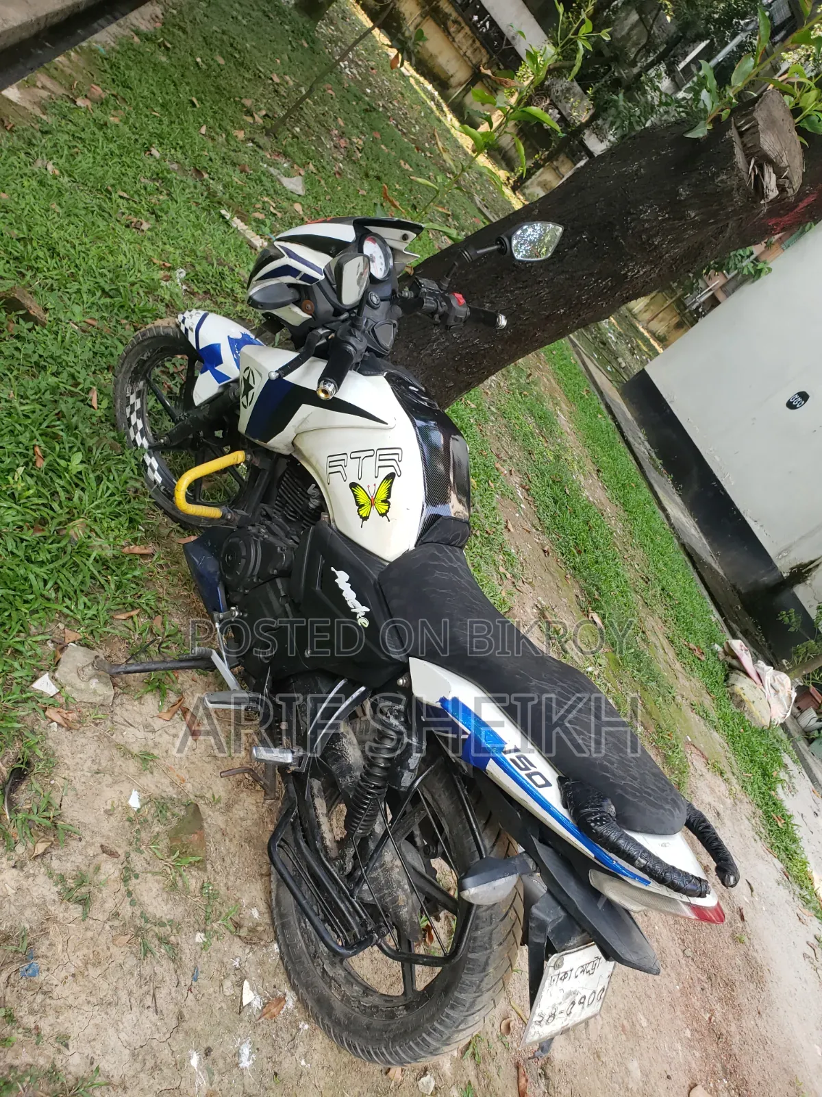 TVS Apache RTR 160 2V 2015 White