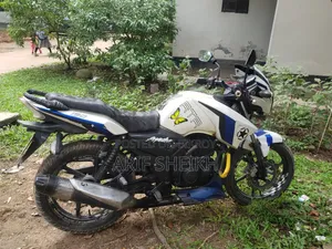 TVS Apache RTR 160 2V 2015 White