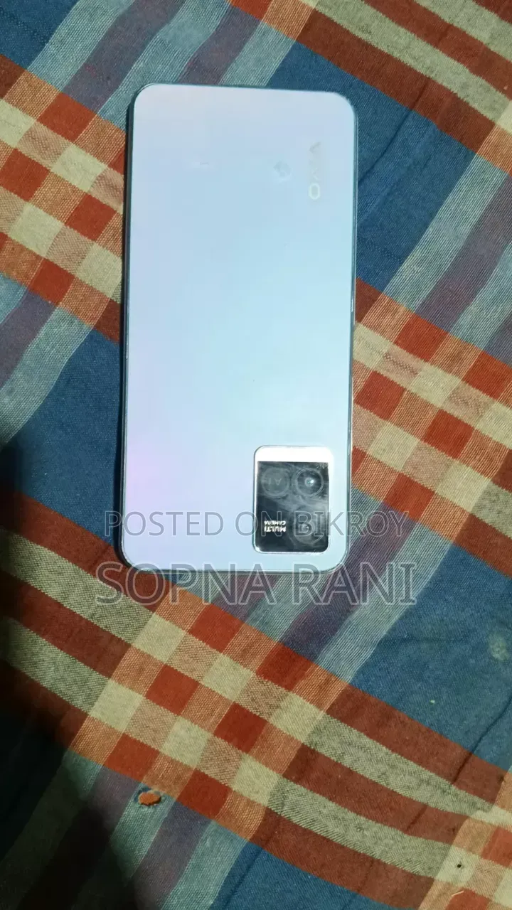 Vivo Y21 64 GB Blue