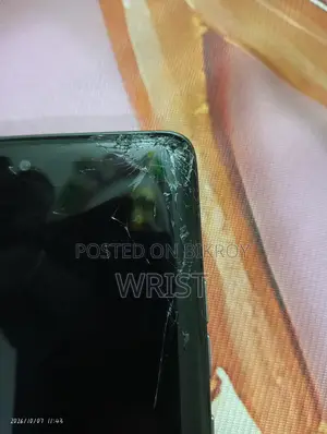 মোটর চলা এজ ৬০ প্রো ২৫৬ জিবি গ্রে