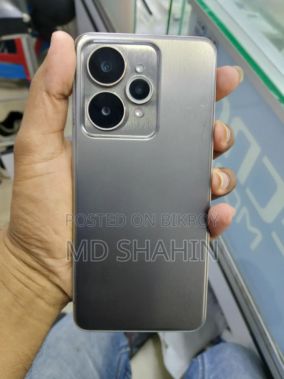 রিয়েলমি ১৬ ২৫৬ জিবি গ্রে