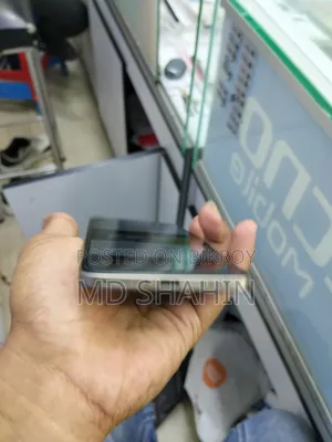 রিয়েলমি ১৬ ২৫৬ জিবি গ্রে