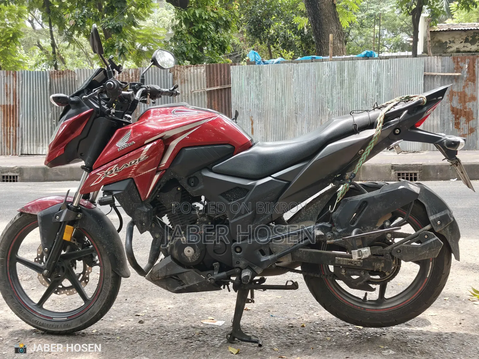 হোন্ডা এক্স-ব্লেড ১৬০ ২০২২ লাল