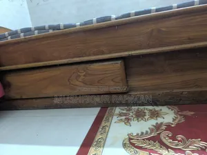 ব্যবহৃত খাট বিক্রয়ের জন্য