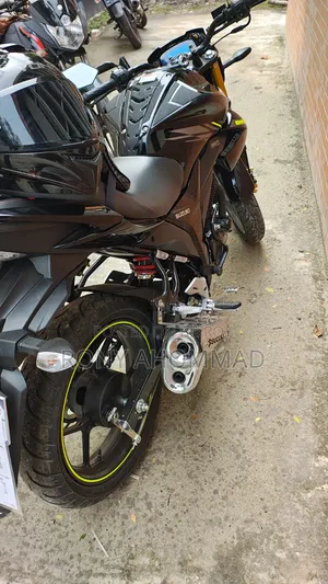 New Suzuki Gixxer 2026 Black