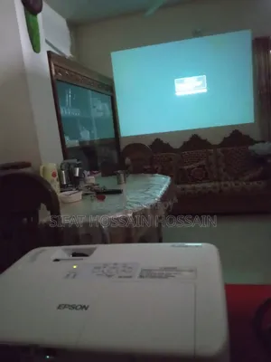 এপসন ইবি-১৯৪০ডব্লিউ প্রজেক্টর