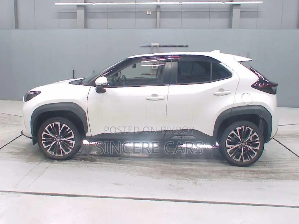 Toyota Yaris Cross 2021 Pearl