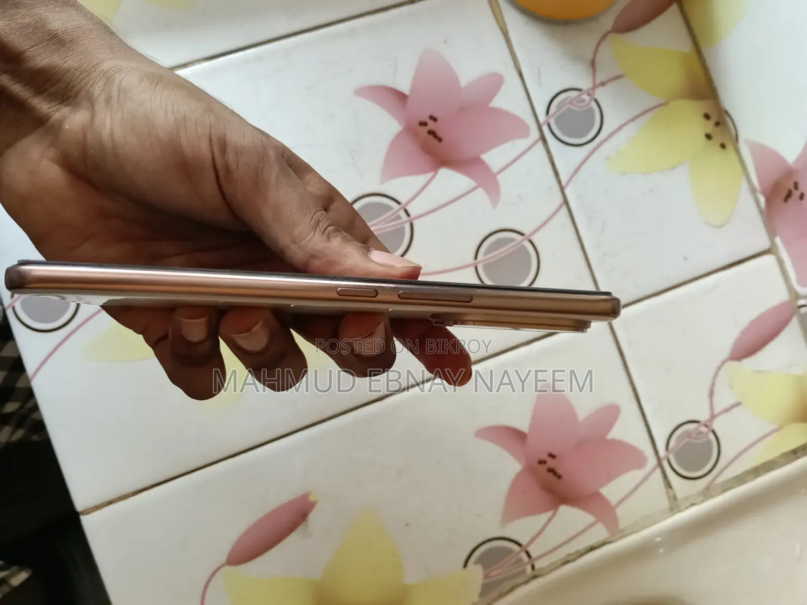 Vivo V60e 256 GB White
