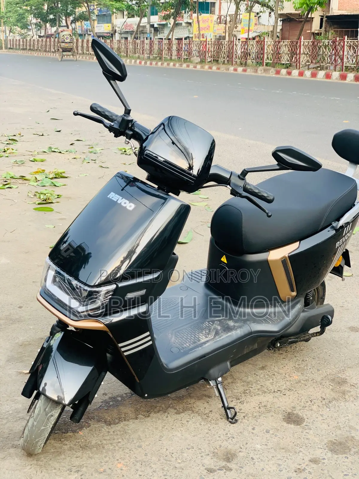 নিউ রেভ্যু এ১২-এস ২০২৫ ব্ল্যাক