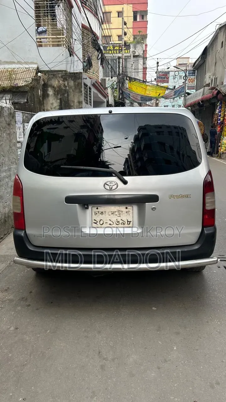 টয়োটা প্রোবক্স ২০১০ সিলভার