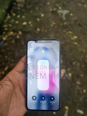 অ্যাপল আইফোন এক্স ২৫৬ জিবি সাদা