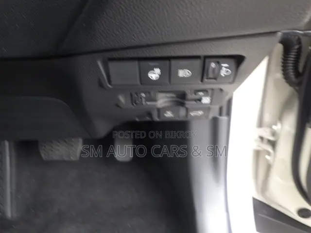New Toyota Corolla Cross 2026 Beige