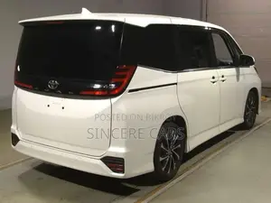 Toyota Noah 2022 Pearl