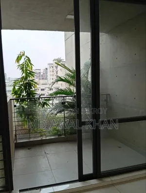 বারিধারায় ৪ বেডরুমের অ্যাপার্টমেন্ট ভাড়া দেওয়া হবে