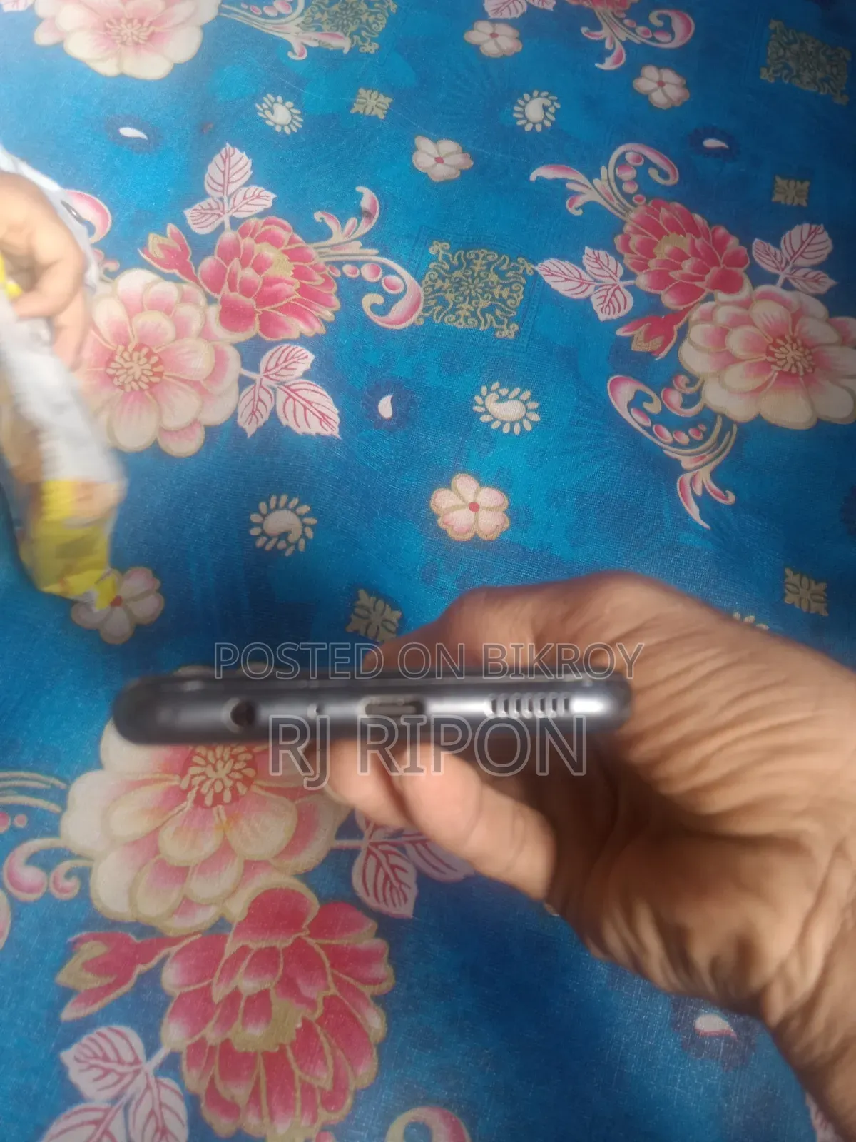 স্যামসাং গ্যালাক্সি এ০৪ ৩২ জিবি ব্ল্যাক
