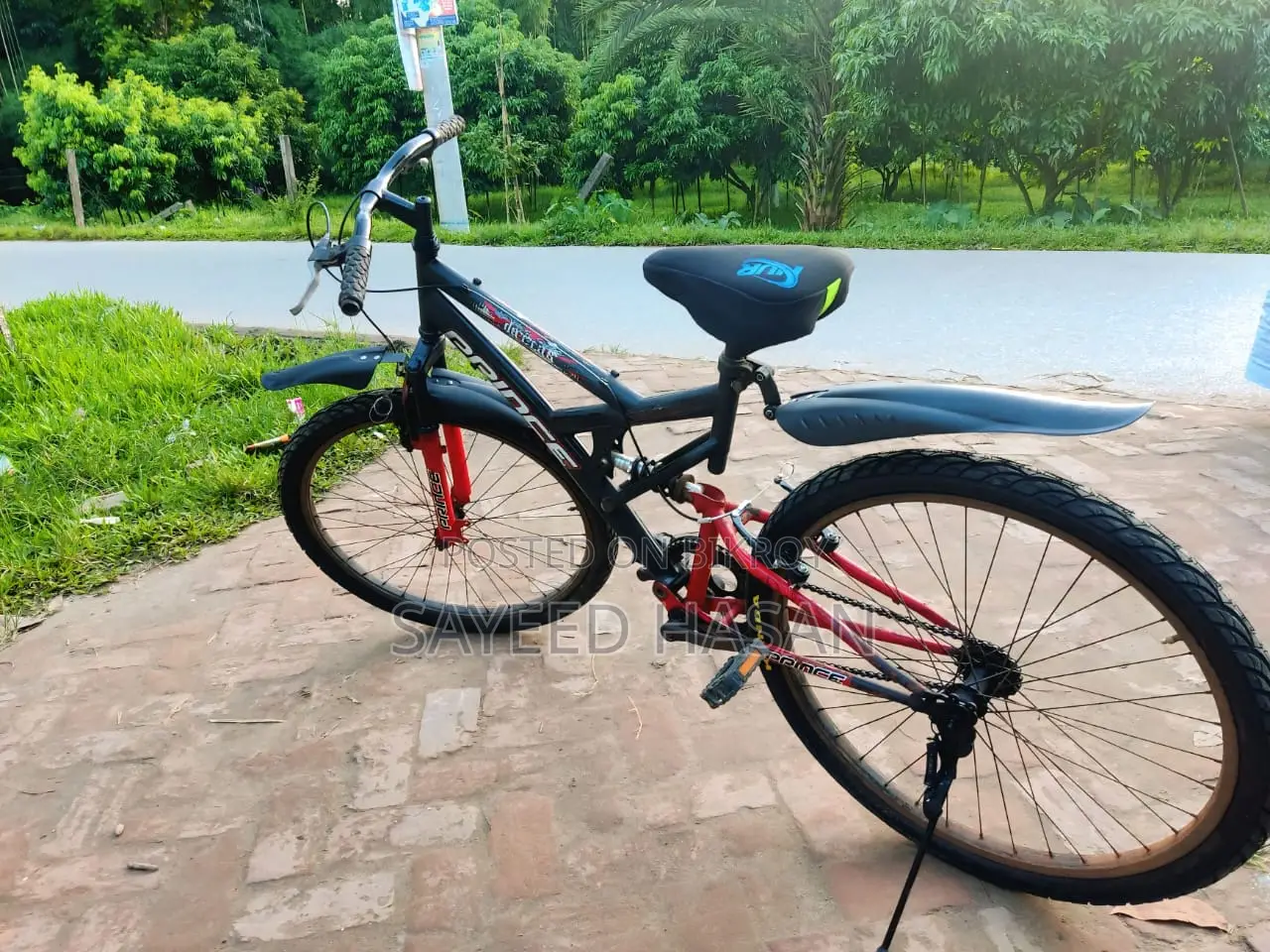 26 Inch Bicycle, for Boys Aged 12 and Above.