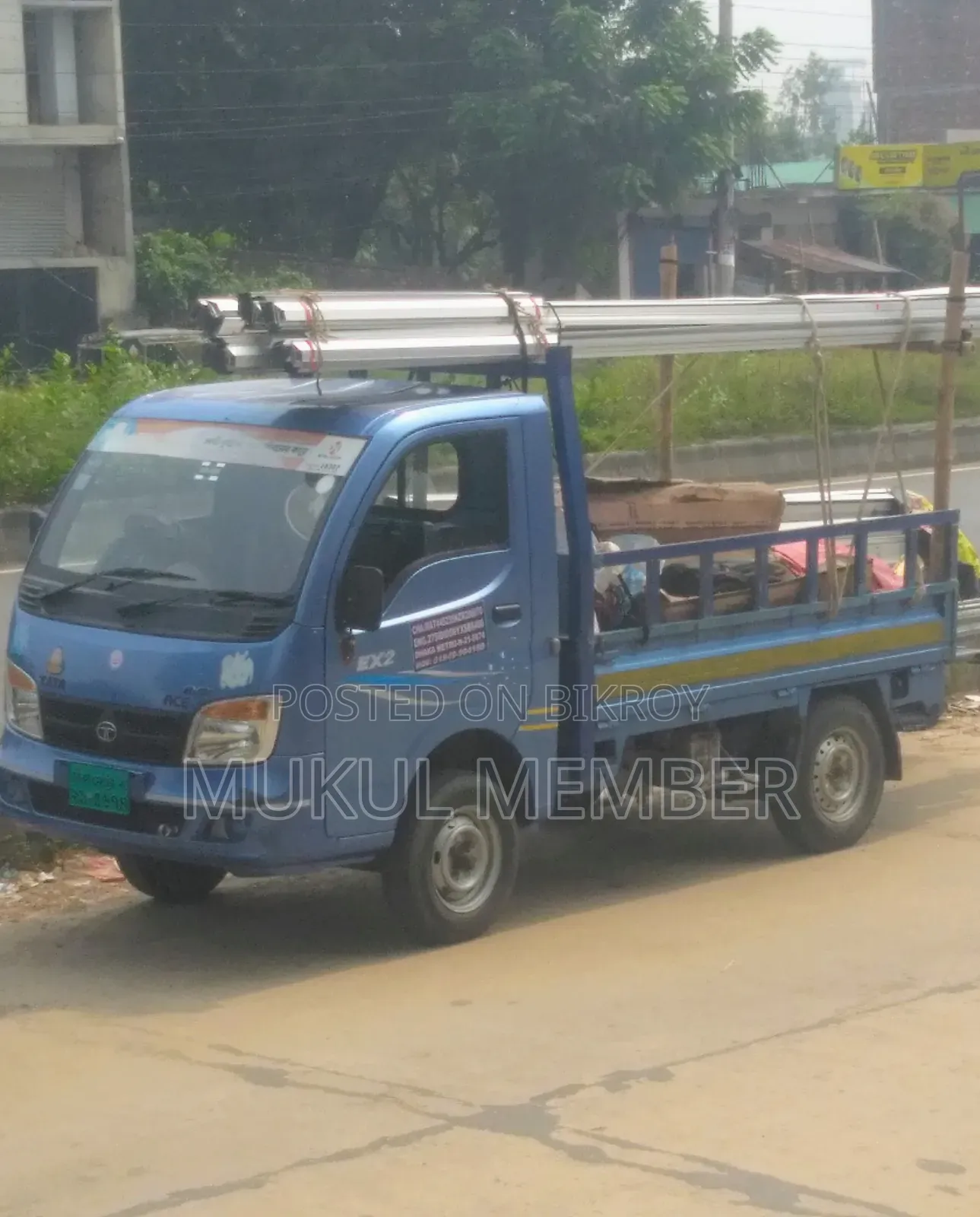 ট্রাক টাটা এক্স টু