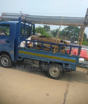 ট্রাক টাটা এক্স টু