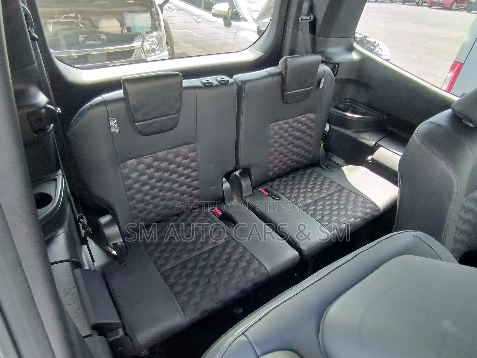 Toyota Voxy 2024 Gray