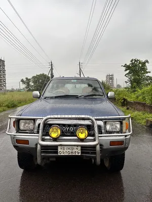 Toyota Hilux 1996 Blue