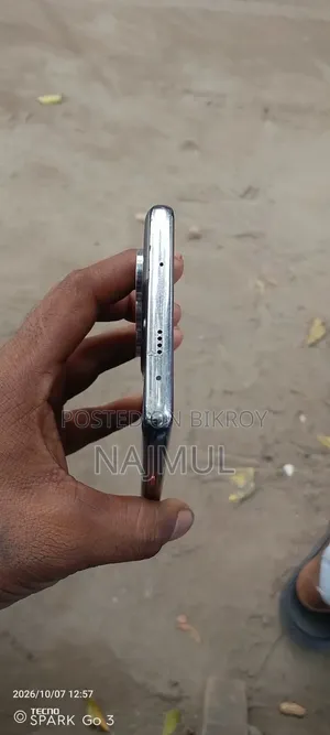 Tecno Camon 40 Pro 5G 256 GB Silver