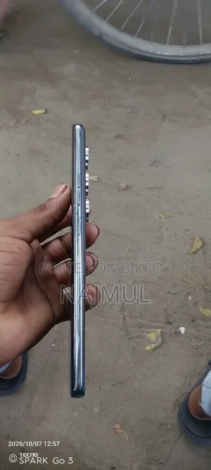 Tecno Camon 40 Pro 5G 256 GB Silver