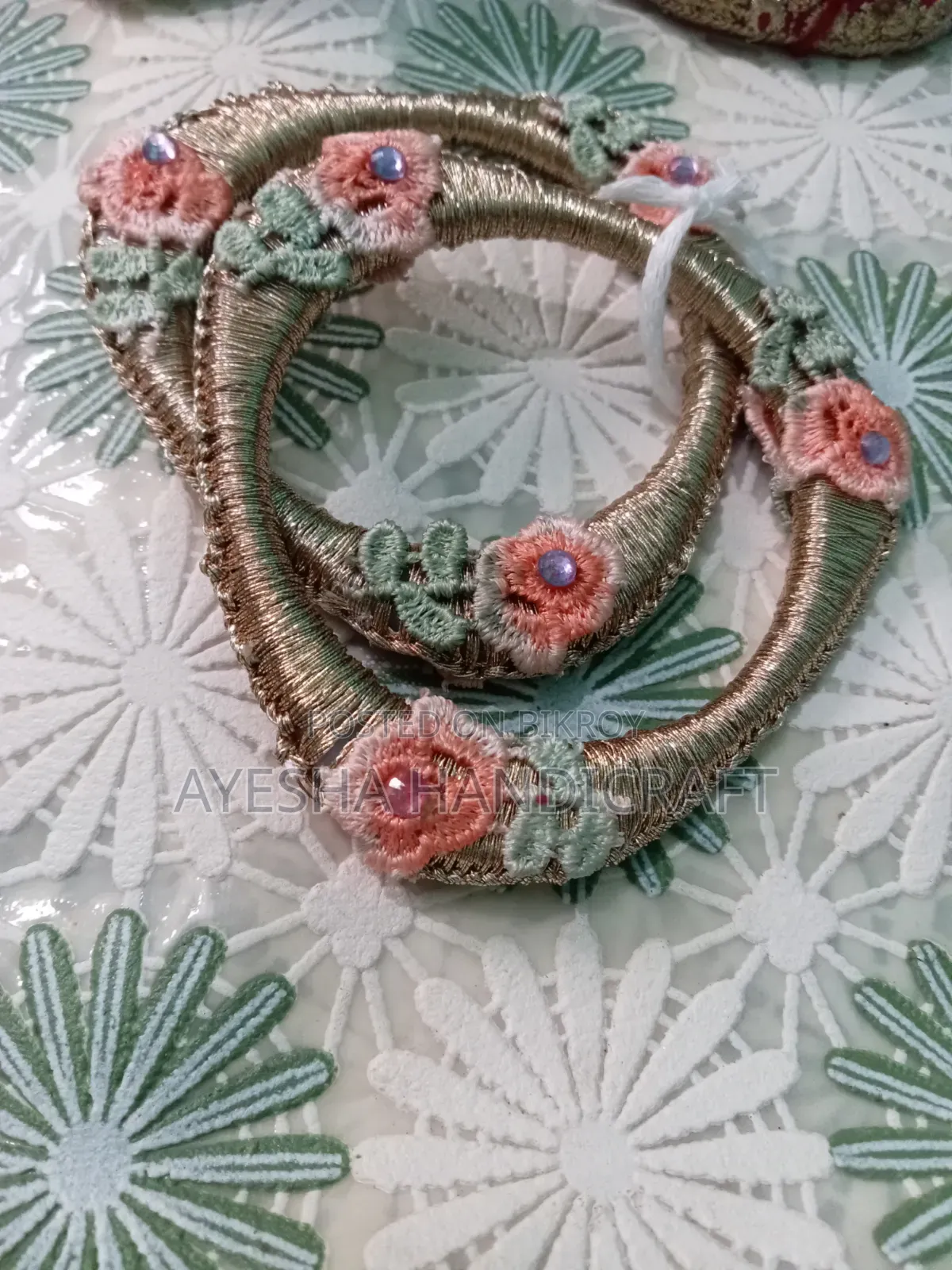 Handmade Bles
