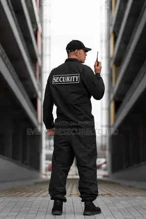 নিরাপত্তা প্রহরী (Security Guard) প্রয়োজন